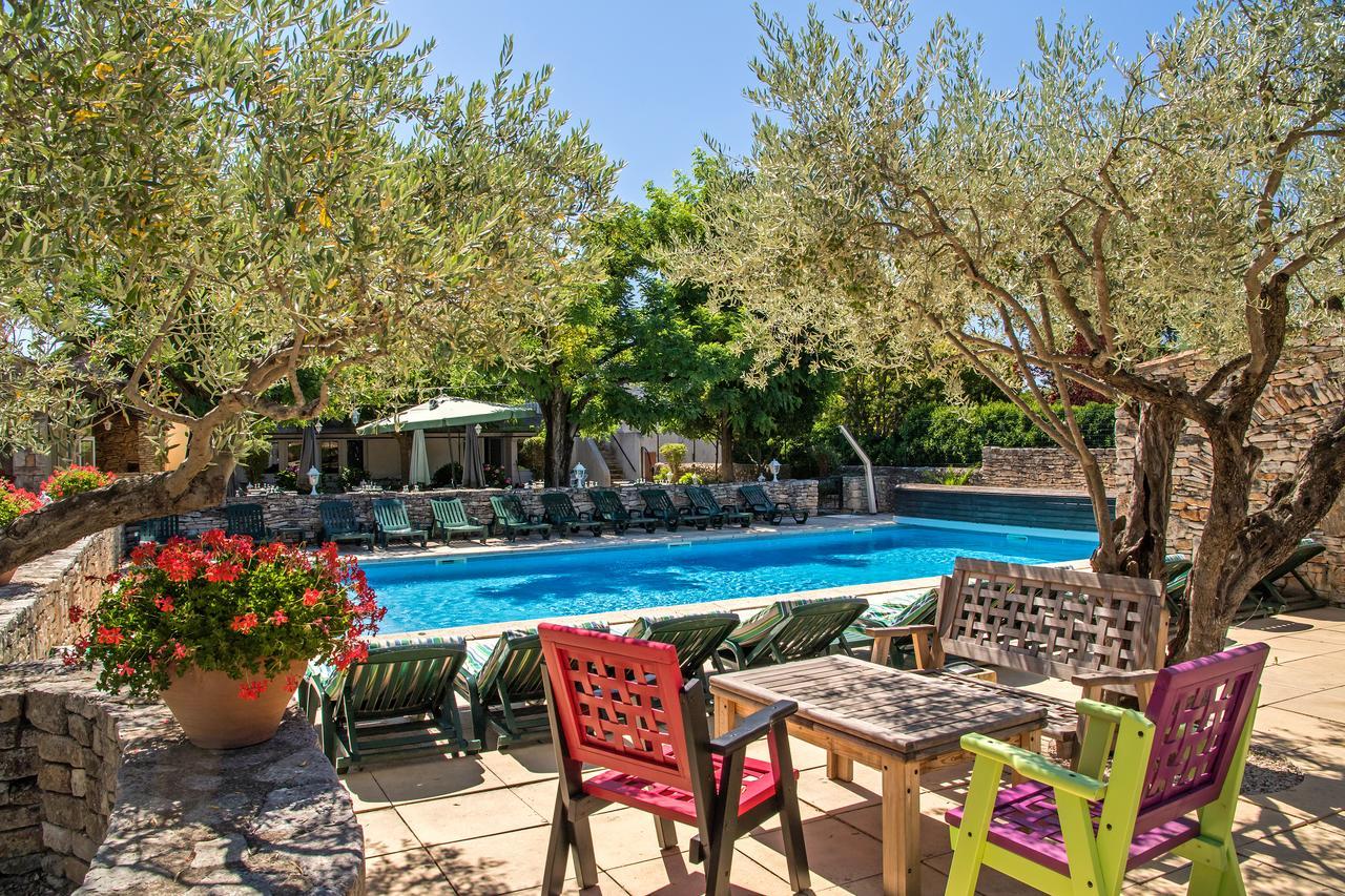 Logis Hotel Restaurant L'Escarbille Saint-Martin-d'Ardeche Exterior photo